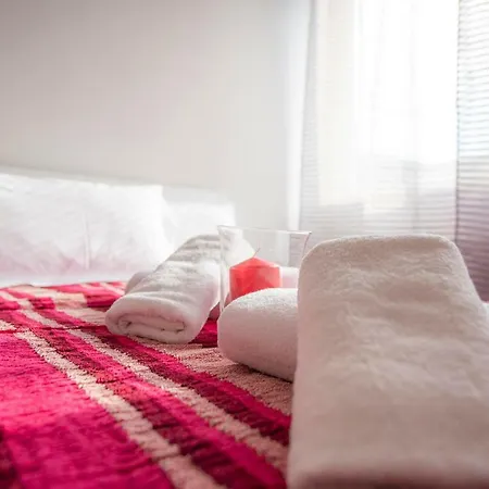Tiburtina Cheap House Apartamento